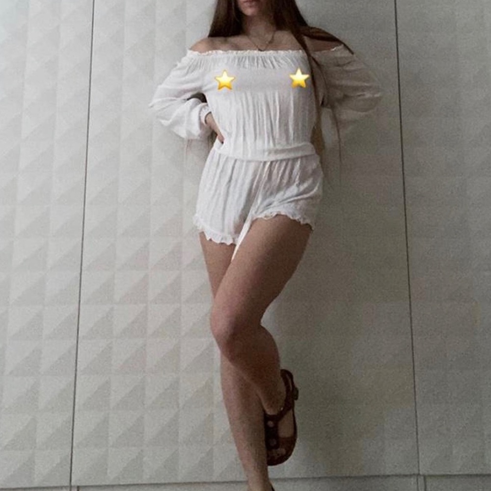 DISCONTINUED BRANDY MELVILLE OFF THE SHOULDER ROMPER